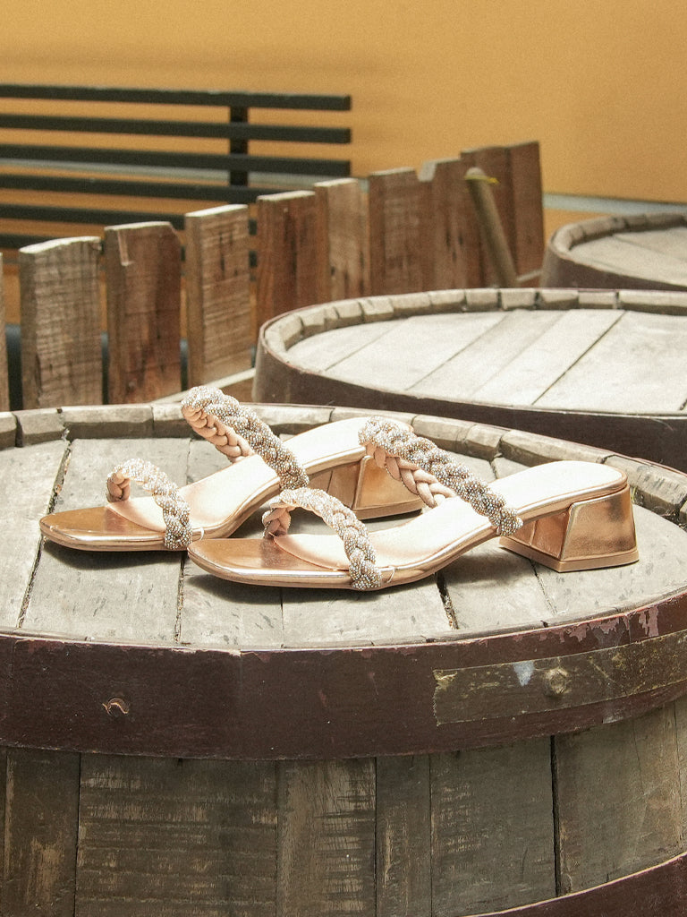 COURTNEY Heel Slides