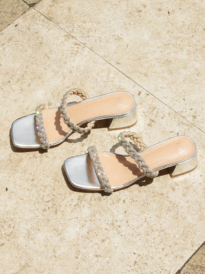 COURTNEY Heel Slides