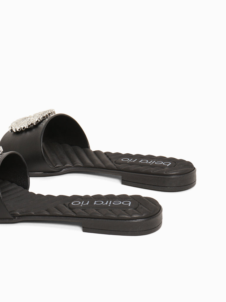 Solane Flat Slides